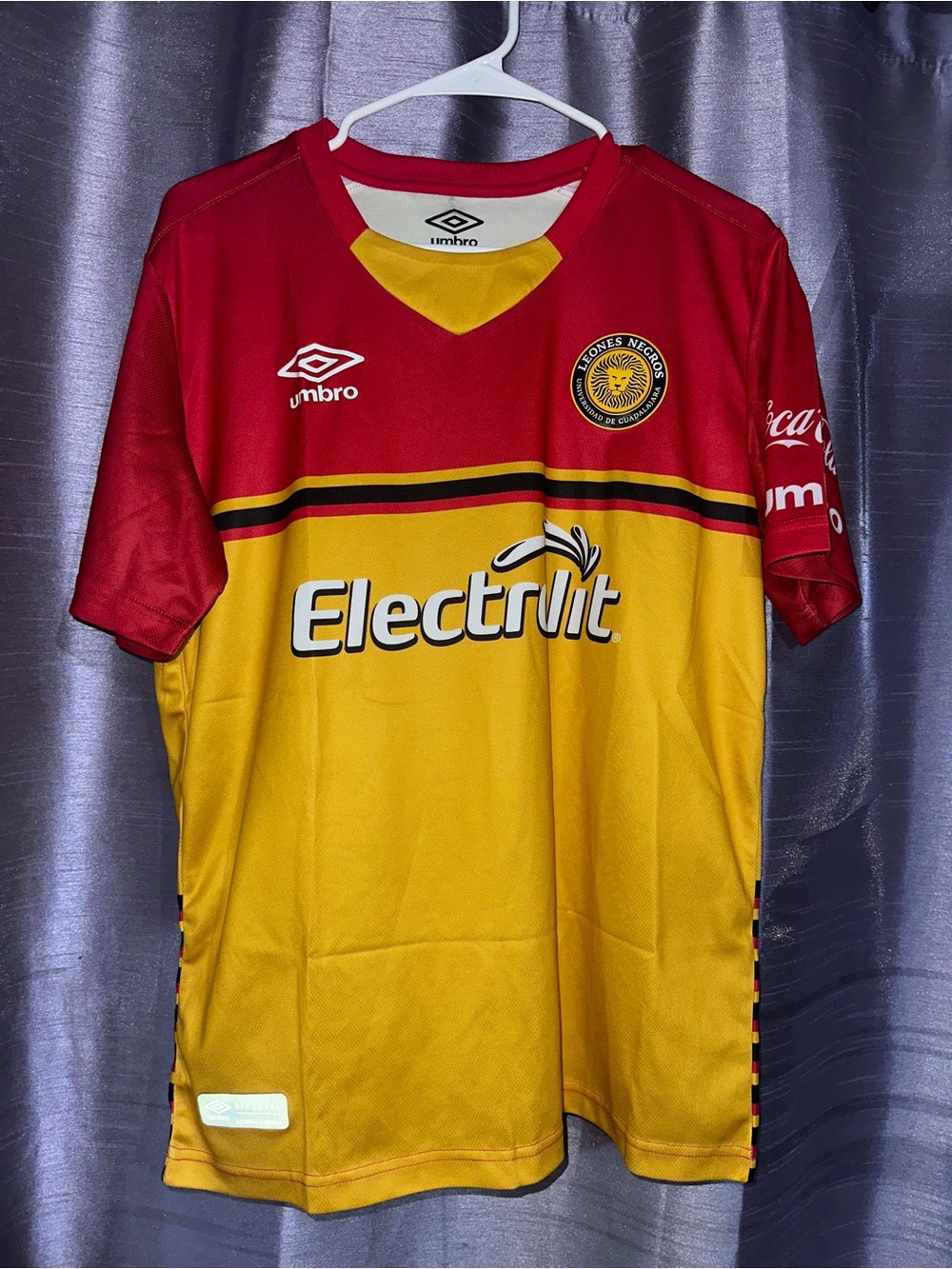 Leones Negros de La UDG UMBRO Authentic Jersey Size Medium 2018-2019